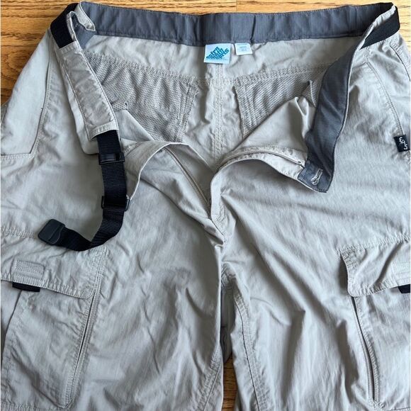 Eastern Mountain Sports Men’s Co-Op Zip Off Convertible Pants Shorts Sz 40-S - Picture 11 of 13